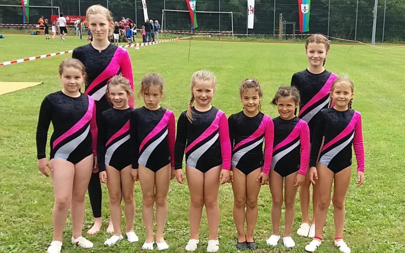 unsere Wettkampftrunerinnen beim Gaukinderturnfest (002)